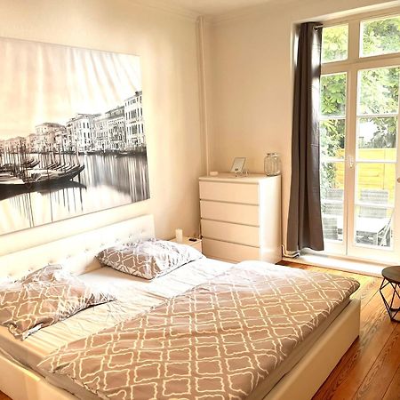 Doppelzimmer Mit Terrasse In Privatem Zuhause Lübeck Eksteriør billede