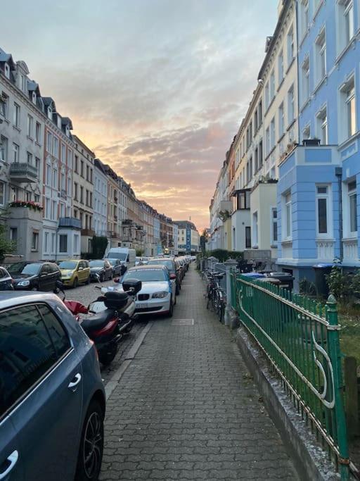 Doppelzimmer Mit Terrasse In Privatem Zuhause Lübeck Eksteriør billede
